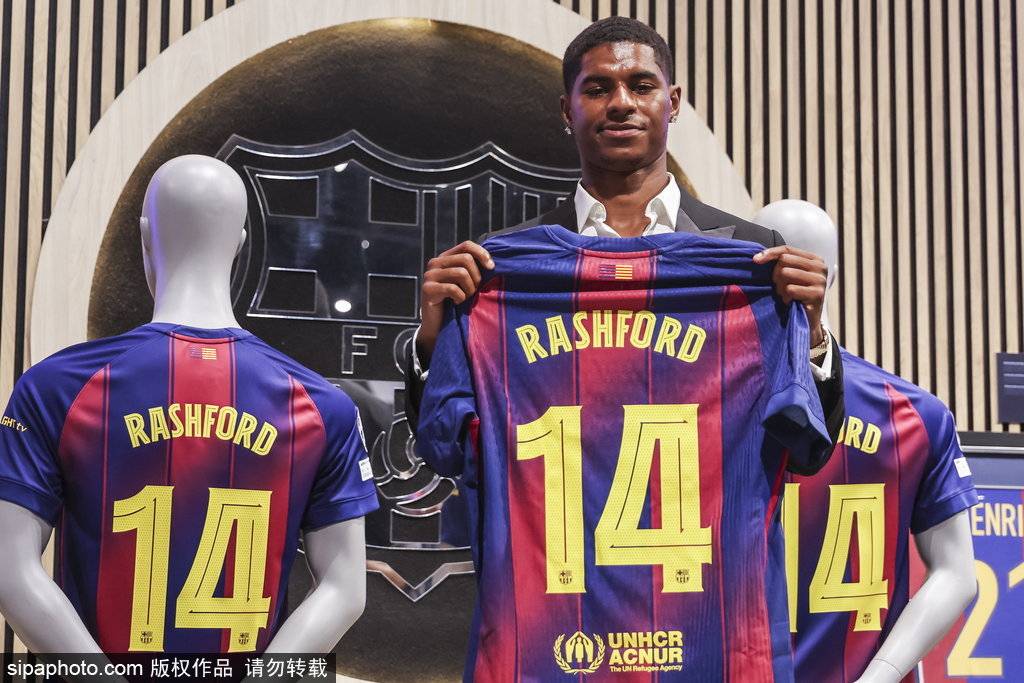 巴萨清仓行动：18岁后卫赫克托·福尔特或赴法甲开启新征程